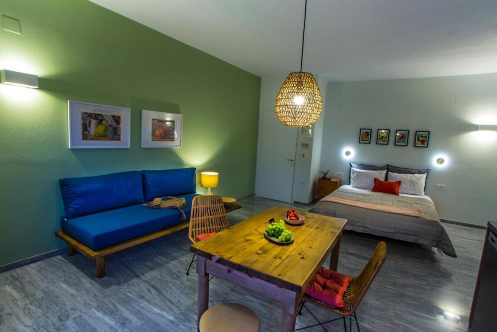 Koukounari Living Spaces Apartment