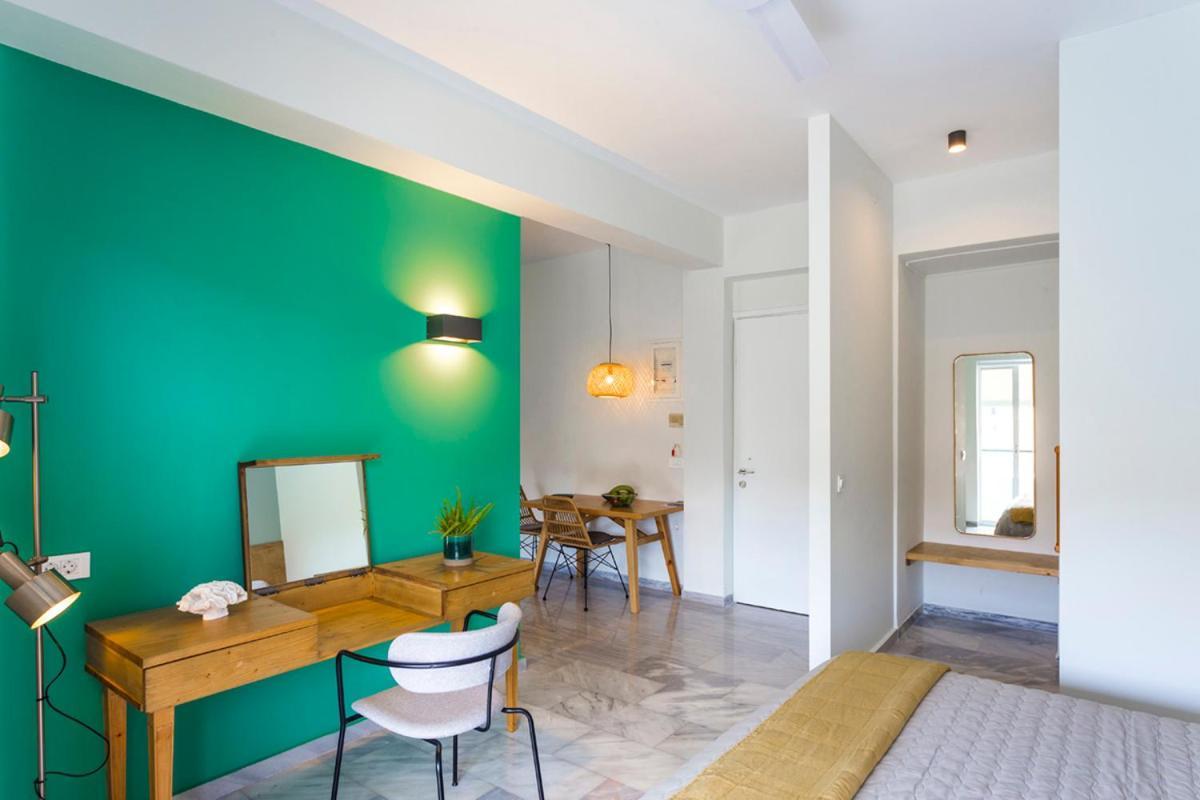Apartment Koukounari Living Spaces